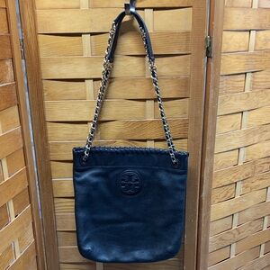 TORY BURCH Black & Gold Leather Whipstitch Adjustable Chain Bag Purse